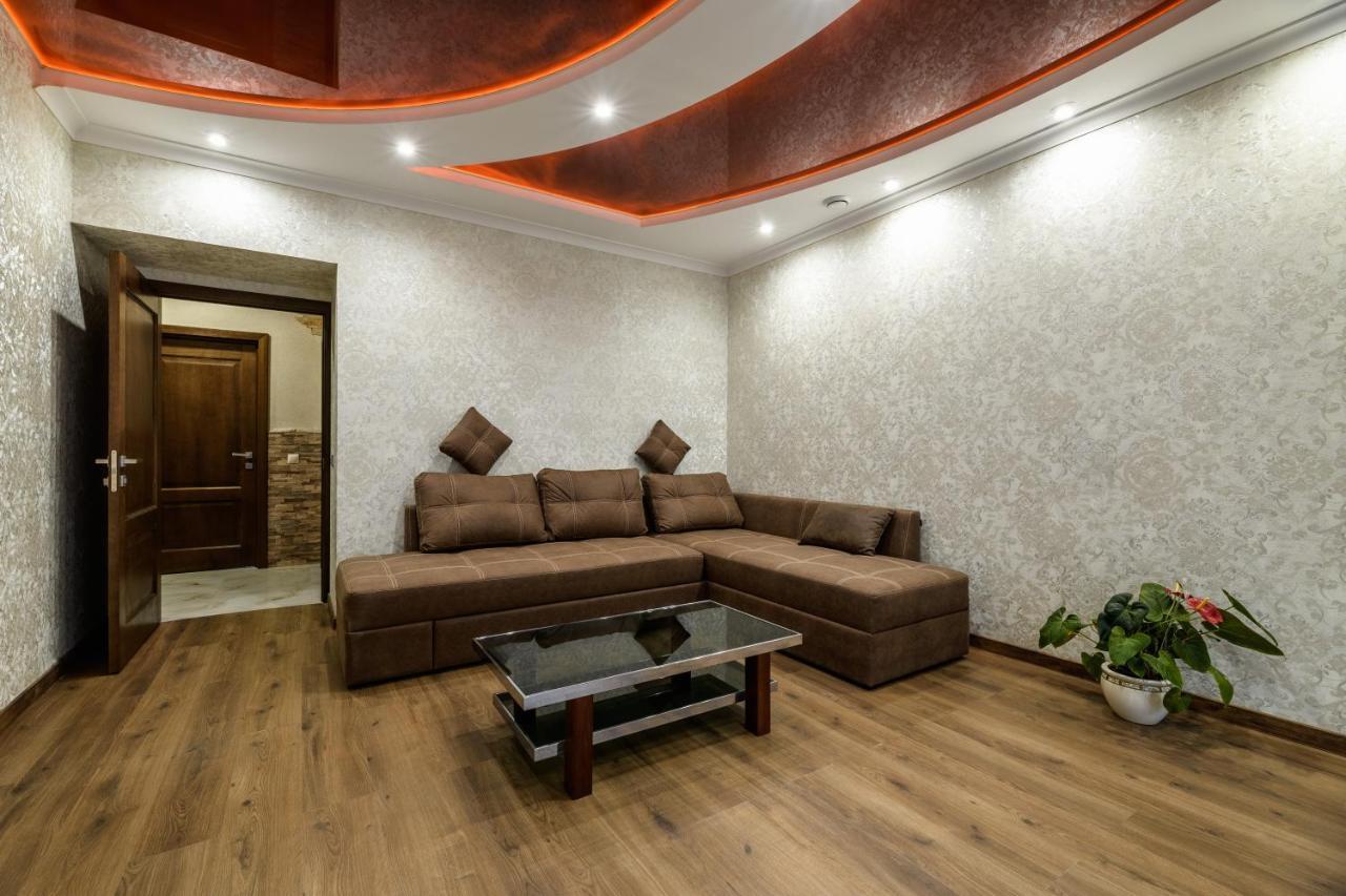 Kyivska Apartments Lviv Eksteriør billede
